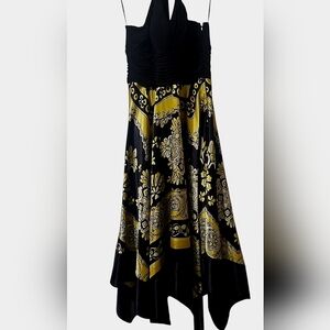Black and Yellow Halter Top Hankerchief Floral Dress. Signatures By Sangria. 10.